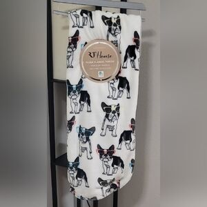 💙🩷French Bull Dog Frenchies Wearing Glasses Plush Flannel Throw Blanket💙🩷